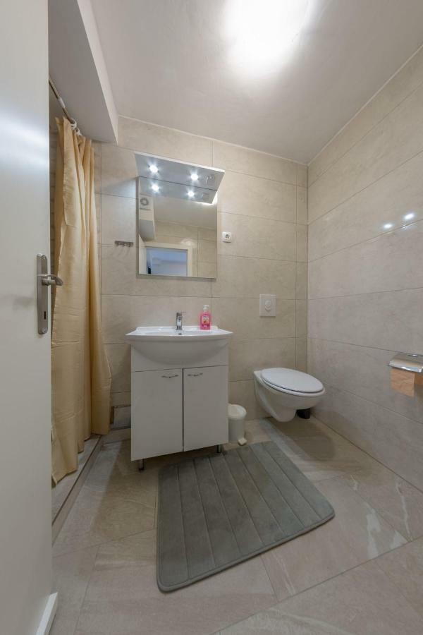 Room Nino Skradin Buitenkant foto